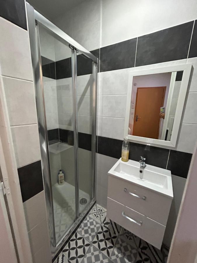 Appartement Les Balences - Jolie Studio Place Jean Jaures Beziers -Wifi Extérieur photo